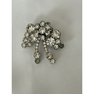 Lovely Vintage Silver Tone Rhinestone Bow Brooch